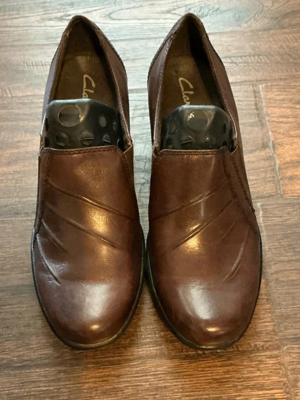 Clarks Partridge Brown Leather Block Heel Loafers Women’s Size 6M